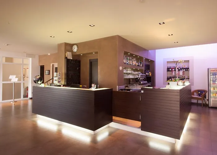 Pace Hotel Torri Del Benaco