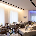 Hotel Pace Torri Del Benaco