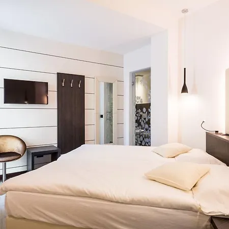 Hotel Pace 3*