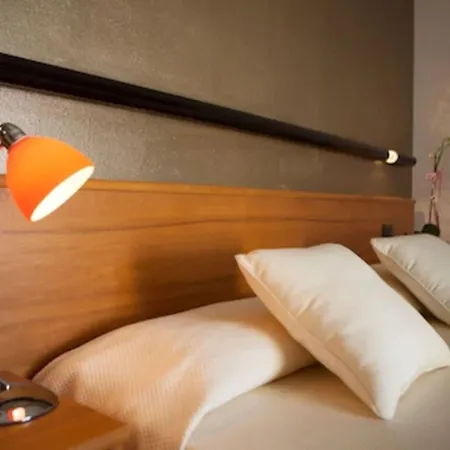 Pace Hotel 3*