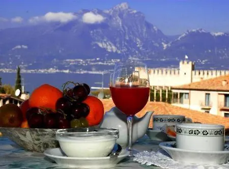 Pace Torri Del Benaco