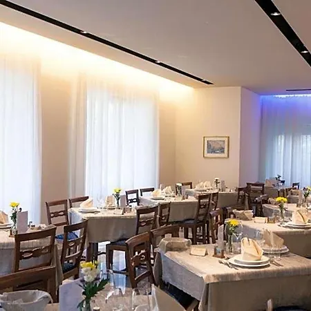 Hotel Pace Torri Del Benaco