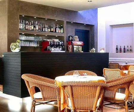 佩斯酒店 3* 托里德尔贝纳科