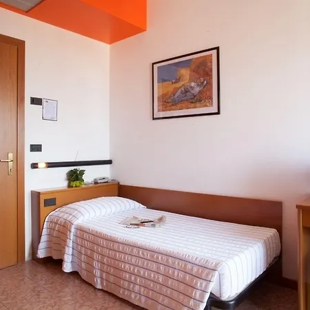 佩斯酒店 托里德尔贝纳科