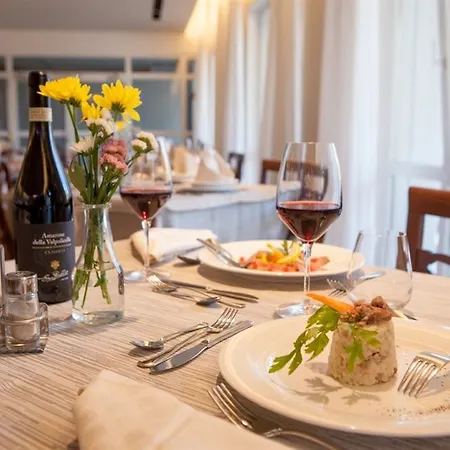 酒店 佩斯酒店 3*